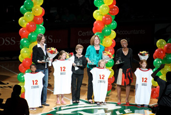 HCDE Professor Kate Starbird (left) was honored as one of the Seattle Storm's 2012 Women of Inspiration.